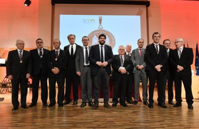 La Universidad De Murcia Entrega Sus Medallas De Oro Y De Honor