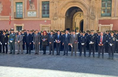 El Colegio De Enfermería Recibe La Cruz Al Mérito Con Distintivo Blanco De La Policía Local De Murcia