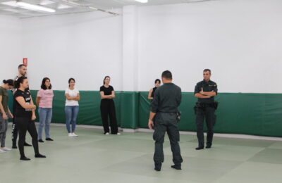 El Colegio de Enfermería impulsa una jornada pionera de autodefensa para reforzar la seguridad de las enfermeras
