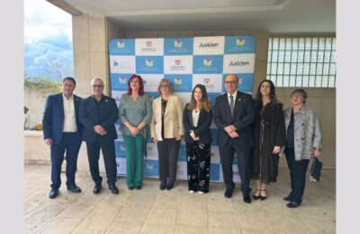 La presidenta del Colegio de Enfermería de la Región de Murcia asiste al acto institucional de San Juan de Dios organizado por el Colegio de Enfermería de Alicante