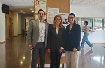 El colegio se reúne con con la candidata a rectora, Senena Corbalán, y su equipo